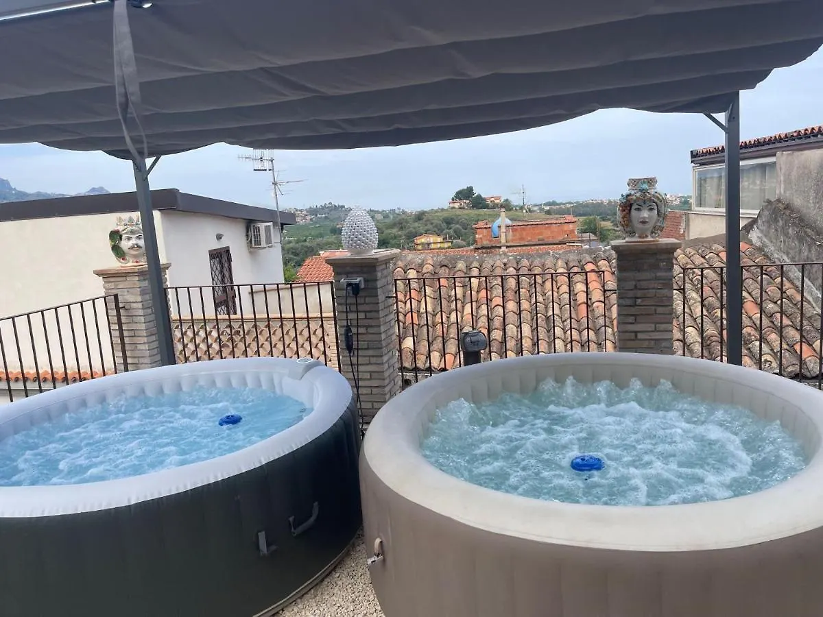 Bed and Breakfast Bed And Relax-Il Maniero Calatabiano 0*,